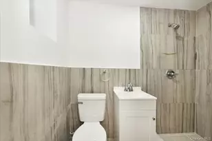 121 Riverdale Ave, Brooklyn, NY 11212 - Photo 26