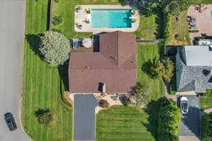 41 Landing Ln, Port Jefferson, NY 11777 - Photo 2