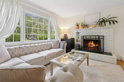 1181 Fireplace Rd, East Hampton, NY 11937 - Photo 2