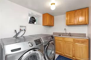 114-54 212th St, Cambria Heights, NY 11411 - Photo 14