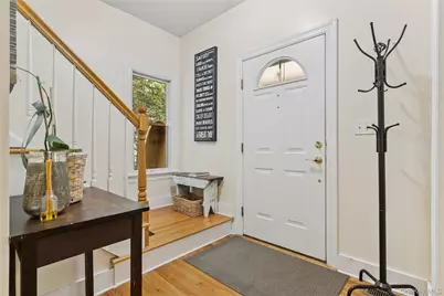 20 Howard St, East Hampton, NY 11937 - Photo 8