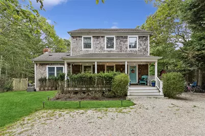 20 Howard St, East Hampton, NY 11937 - Photo 2