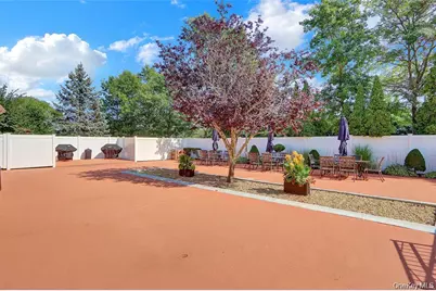 81 Finch #2B, Islip, NY 11751 - Photo 22