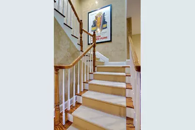 40 Tiffany Circle, Manhasset, NY 11030 - Photo 22