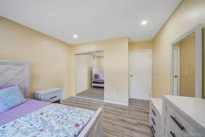 27 Huntingdale Way, Middle Island, NY 11953 - Photo 24