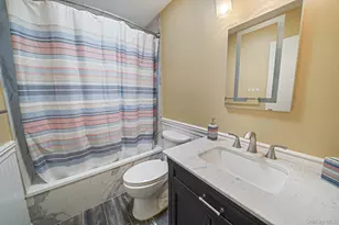 27 Huntingdale Way, Middle Island, NY 11953 - Photo 26