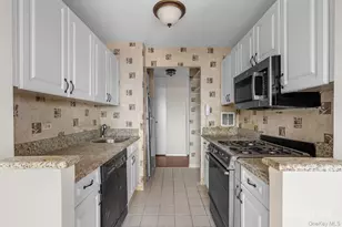 112-01 Queens Blvd, Forest Hills, NY 11375 - Photo 4