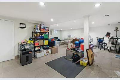 987 S End, Woodmere, NY 11598 - Photo 24