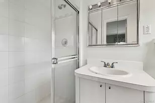 987 South End, Woodmere, NY 11598 - Photo 26