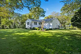 7 Harvard Dr, Hampton Bays, NY 11946 - Photo 14
