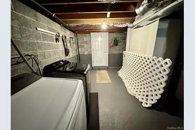 93 Highway Avenue, Congers, NY 10920 - Photo 14