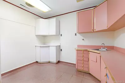 7 Ferris Lane, Poughkeepsie, NY 12601 - Photo 34