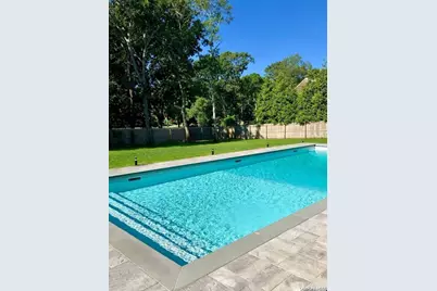 114 Spinney Road, East Quogue, NY 11942 - Photo 2