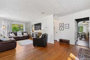 1645 Amazon Rd, Mohegan Lake, NY 10547 - Photo 10