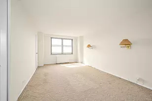 70-25 Yellowstone Blvd, Forest Hills, NY 11375 - Photo 28