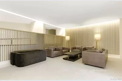 70-25 Yellowstone Boulevard #14m, Forest Hills, NY 11375 - Photo 10