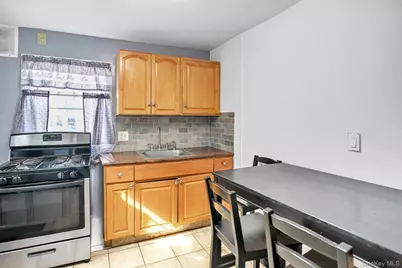 196 S Franklin Street, Hempstead, NY 11550 - Photo 12