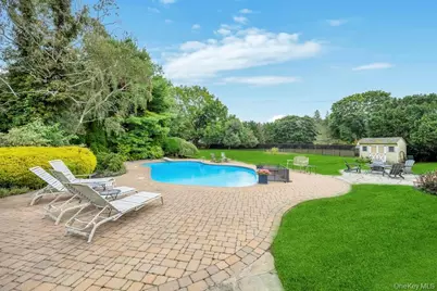 375 Ocean Avenue, Islip, NY 11751 - Photo 34