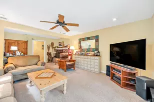 375 Ocean Ave, Islip, NY 11751 - Photo 16