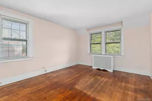 311 Hayward Ave, Fleetwood, NY 10552 - Photo 18
