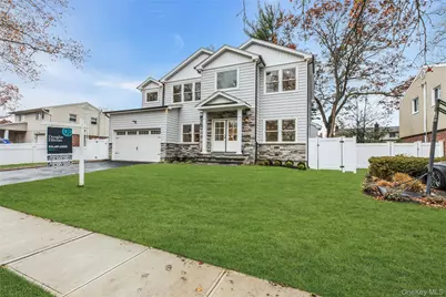 10 Beth Lane, Plainview, NY 11803 - Photo 36