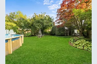 91 Ireland Place, Amityville, NY 11701 - Photo 28