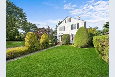 91 Ireland Place, Amityville, NY 11701 - Photo 4