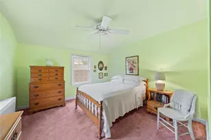 91 Ireland Pl, Amityville, NY 11701 - Photo 22