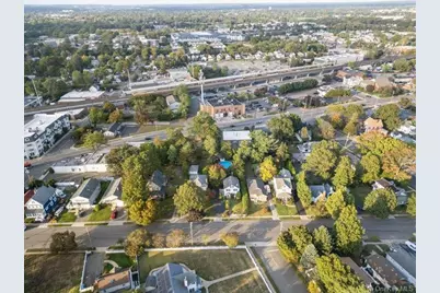 91 Ireland Place, Amityville, NY 11701 - Photo 32