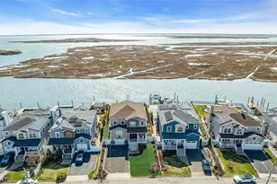 3692 Ocean Ave, Seaford, NY 11783 - Photo 4