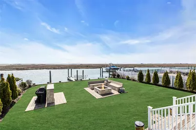 3692 Ocean Avenue, Seaford, NY 11783 - Photo 36