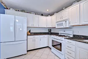 315 Erik Dr, Setauket, NY 11733 - Photo 20