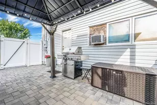 46 W Willow St, Brentwood, NY 11717 - Photo 26