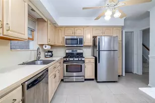 56 Adair Ct, Malverne, NY 11565 - Photo 10