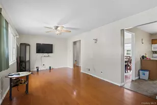 40 Flemming Dr, Newburgh, NY 12550 - Photo 6