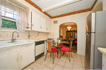 598 Beach 19th Street, Far Rockaway, NY 11691 - Photo 8