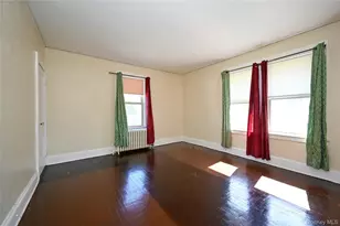 5-98 Beach 19th St, Far Rockaway, NY 11691 - Photo 16