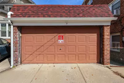 124-01 Hillside Avenue, Kew Gardens, NY 11415 - Photo 2