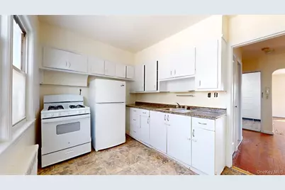 124-01 Hillside Avenue, Kew Gardens, NY 11415 - Photo 20