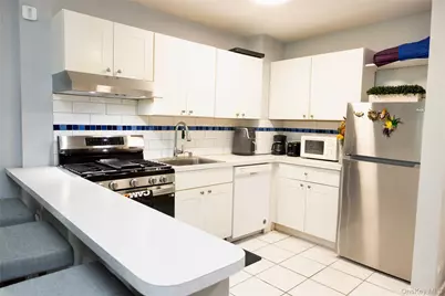 3200 Netherland Avenue #6H, Bronx, NY 10463 - Photo 4