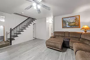 1054 Evergreen Ave, Bronx, NY 10472 - Photo 16