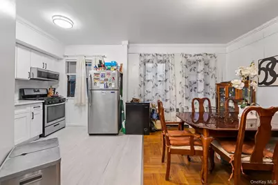 1054 Evergreen Avenue, Bronx, NY 10472 - Photo 14