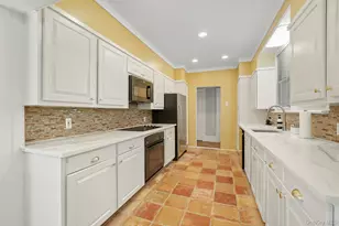 1 Lynwood Rd, Scarsdale, NY 10583 - Photo 22