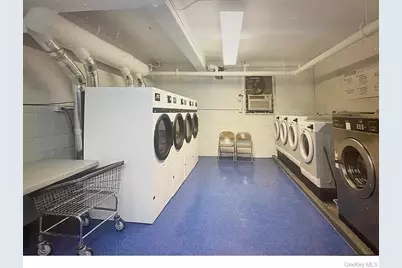 138-25 31 Drive #6L, Flushing, NY 11354 - Photo 4