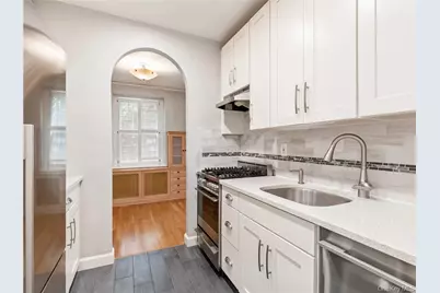 270 Bronxville Road #B43, Bronxville, NY 10708 - Photo 10