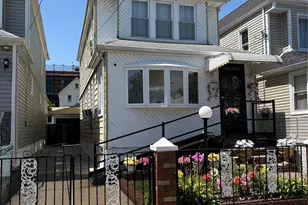 117-28 146th St, Jamaica, NY 11436 - Photo 4