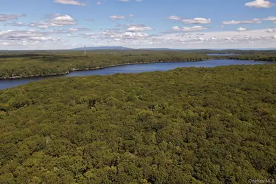 288 S Shore Shore Drive, Wurtsboro, NY 12790 - Photo 34