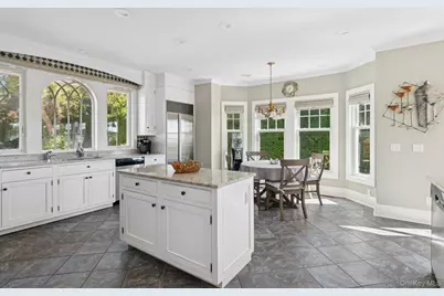 26 Sunset Avenue, East Quogue, NY 11942 - Photo 16