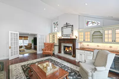 22 West Drive, Manhasset, NY 11030 - Photo 6