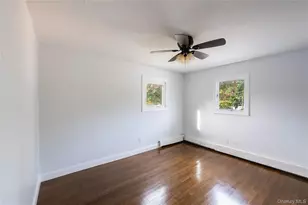 218 Wavecrest Dr, Mastic Beach, NY 11951 - Photo 14